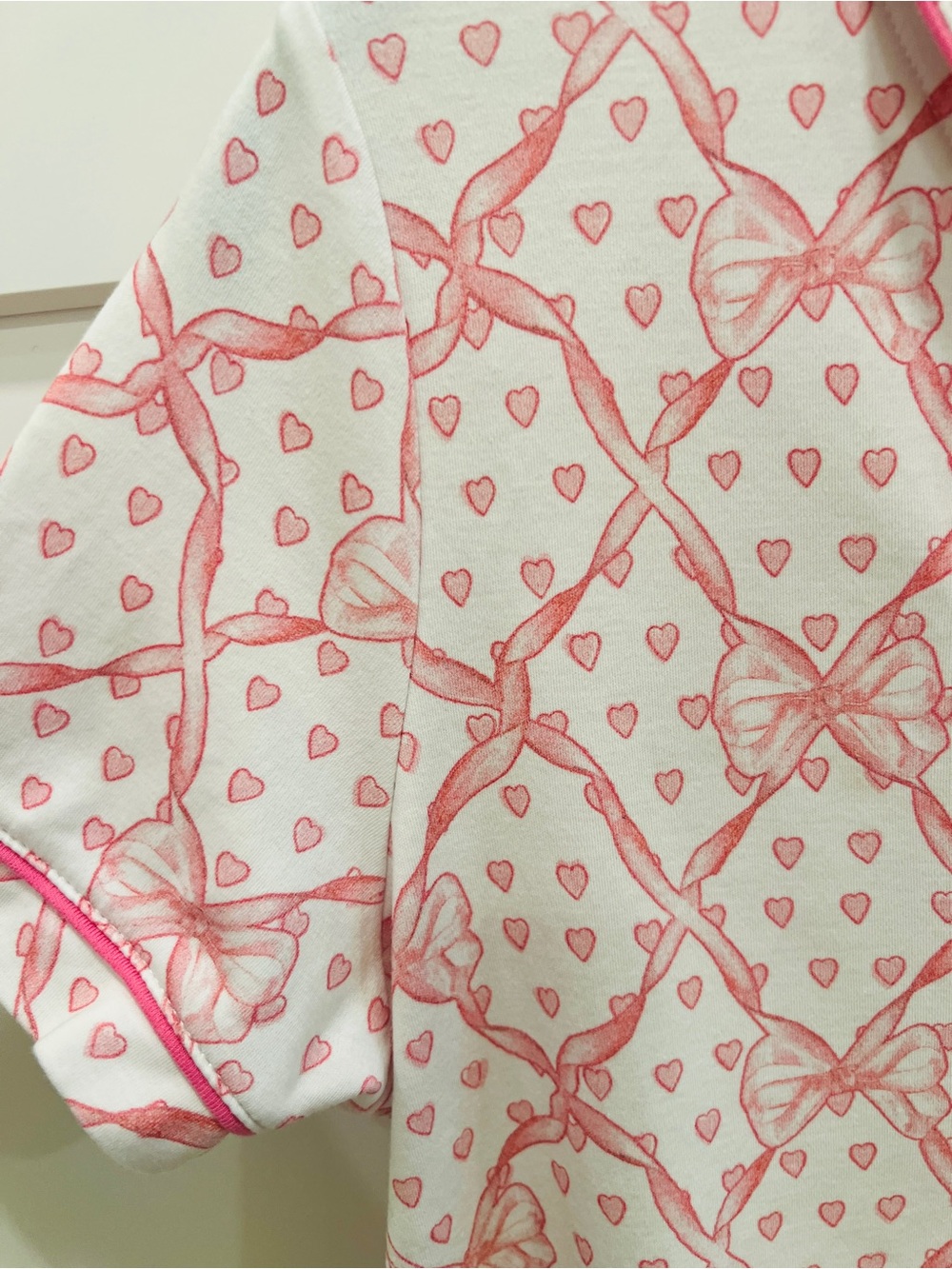 LOVESHACKFANCY x ROLLER RABBIT BABY BOW PRINT SHORT SLEEVE PAJAMA TOP, SIZE S. - Picture 7 of 12